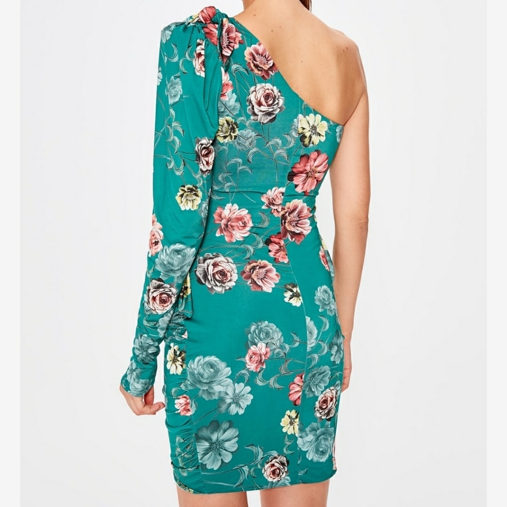 🆕ASYMMETRİC FLOWER PRINT DRESS - Picture 3 of 3